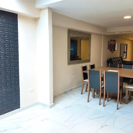Casa Crespo Real 7 Con Piscina Privada Flight Friendly Villa